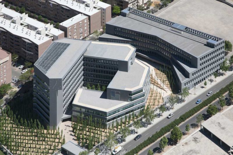 Centro Oficinas Almajayar