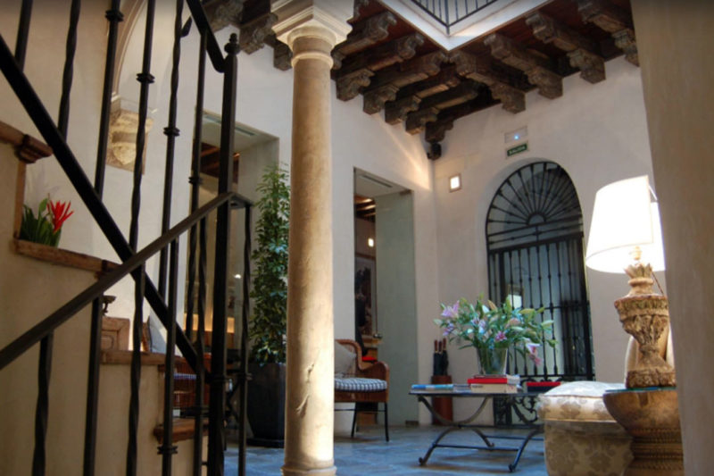 Hotel Corral del Rey
